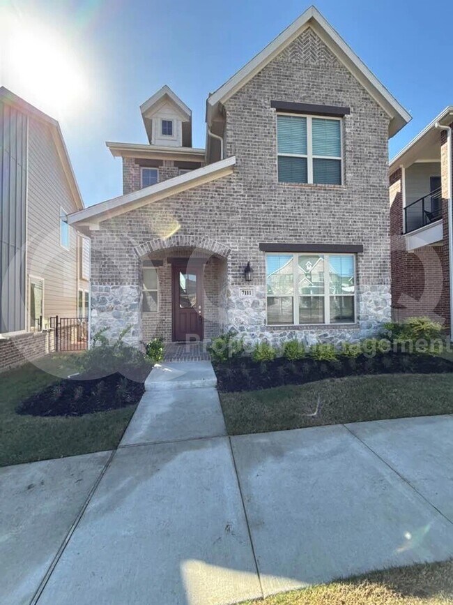 Building Photo - 7111 Daytona Mews