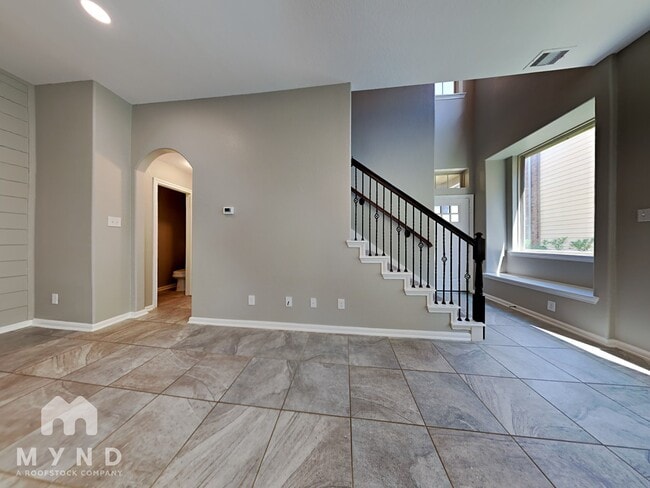 Building Photo - 118 Cheswood Forest Dr