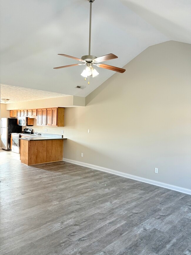 Building Photo - 342 Walnut Creek Dr