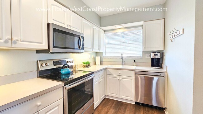 Foto del edificio - SIESTA KEY! DIRECT WATER VIEWS! PET FRIEND...