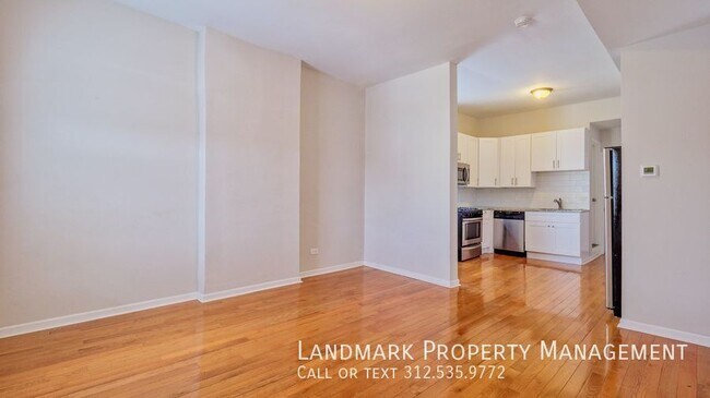 Foto del edificio - 2130 W Cermak Rd