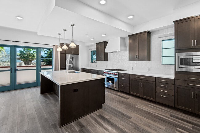 2 Bedroom Kitchen - 800 Santa Barbara St