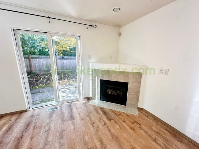 Building Photo - 3-Bedroom, 2-Bathroom Row House Near Alberta Arts District