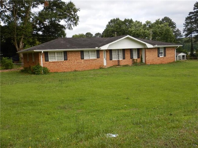Foto del edificio - 1045 Beaver Ruin Rd