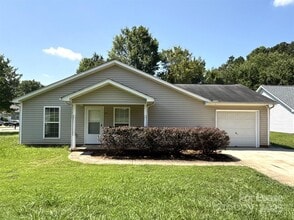 Building Photo - 3211 Hubbard Rd