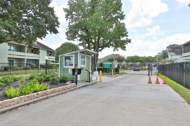 Building Photo - 14777 Wunderlich Dr