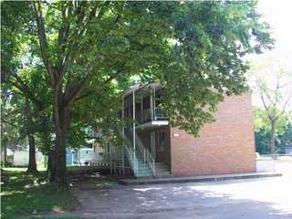 Primary Photo - Parkview Apartments