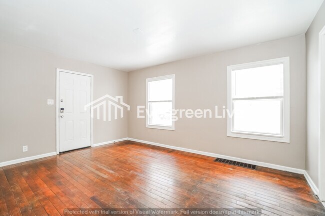 Foto del edificio - 2580 Grasmere Ave