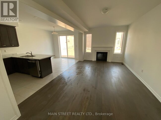 Photo du bâtiment - 785 Whitlock Ave