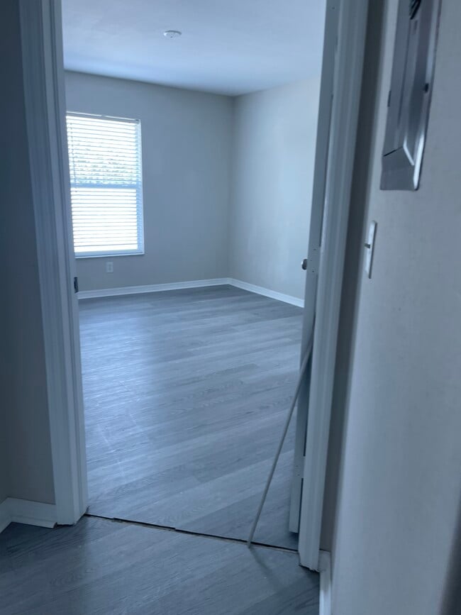 Photo - 12361 Notting Hill Ln Apartment