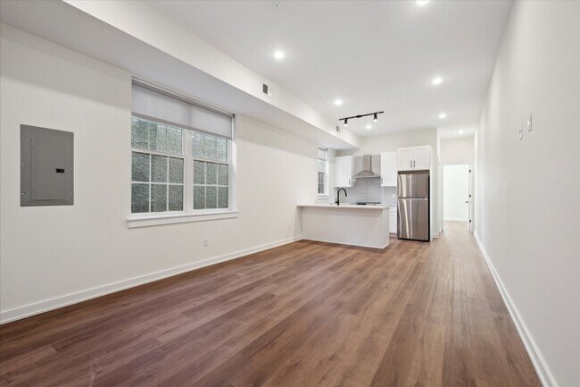 Interior Photo - Aston Lofts