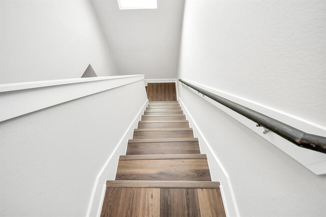 Building Photo - 10530 Moon Vly Ln