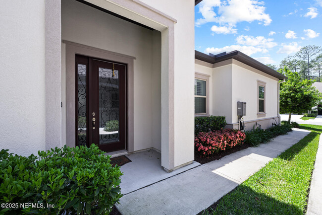 Building Photo - 435 Wingstone Dr