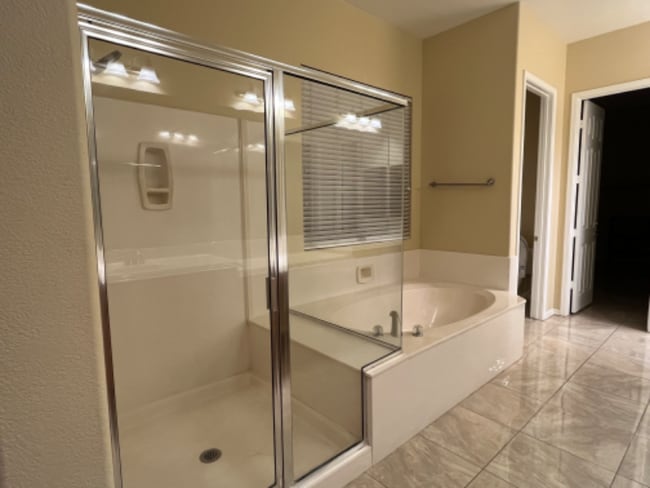 Building Photo - 8089 Villa Del Cielo St