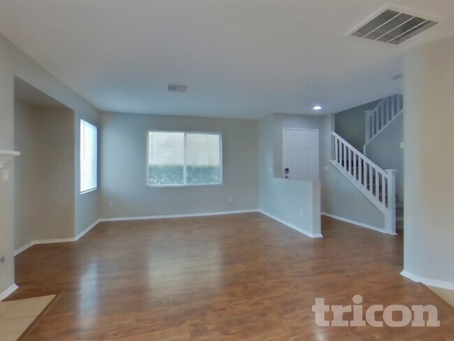 Foto del edificio - 1431 Bittersweet Dr