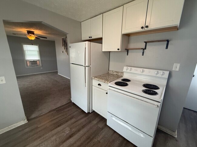 Foto del edificio - 140 W Union St