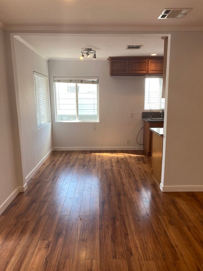 Foto del edificio - 7755 Summitrose St