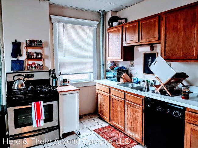 Foto del edificio - 113-121 W 9th Ave