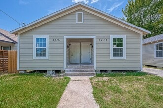 Building Photo - 3270 Reeves St