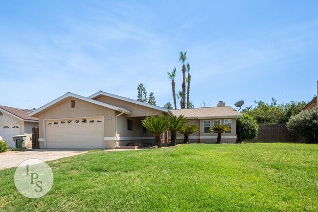 Building Photo - Fresno North West Fig Garden Loop Home, 3B...
