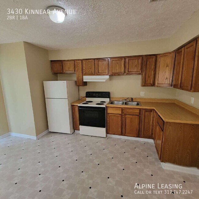 Foto del edificio - 3430 Kinnear Ave