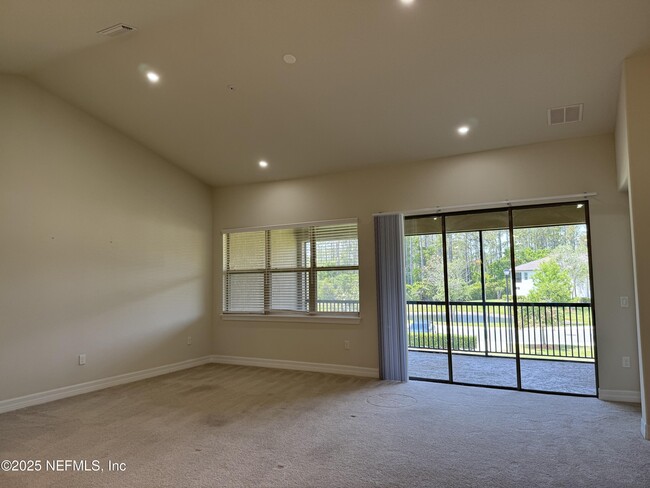 Foto del edificio - 536 Orchard Pass Ave