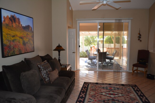 Foto del edificio - Furnished Rental, 55+, Move In Today!