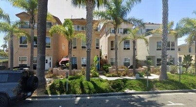 Building Photo - 211 Windward Way