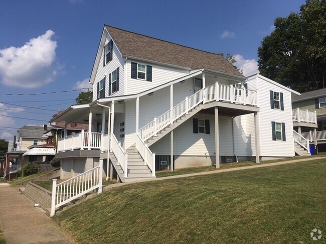 Building Photo - 331 Concord Ave