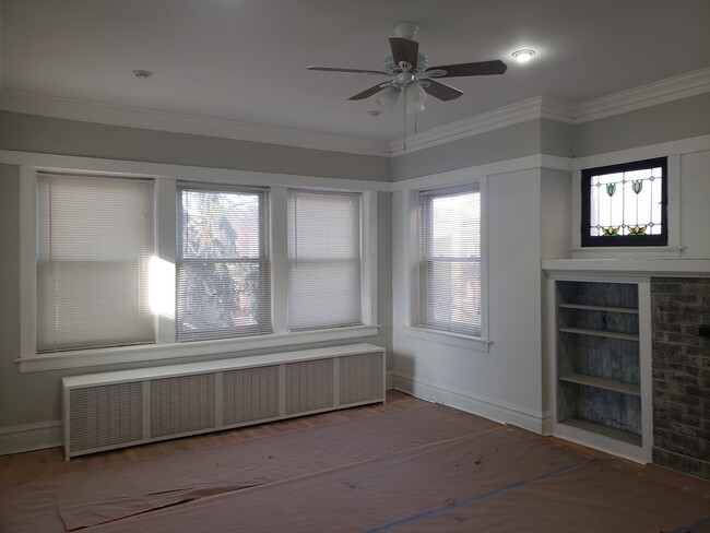 Living room freshly painted - 3811 N Central Park Ave