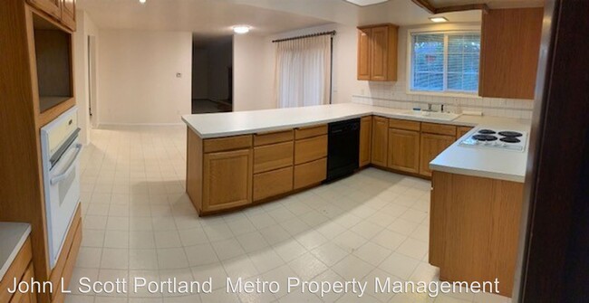 Building Photo - 3 br, 1.5 bath House - 327 Ainsworth Street