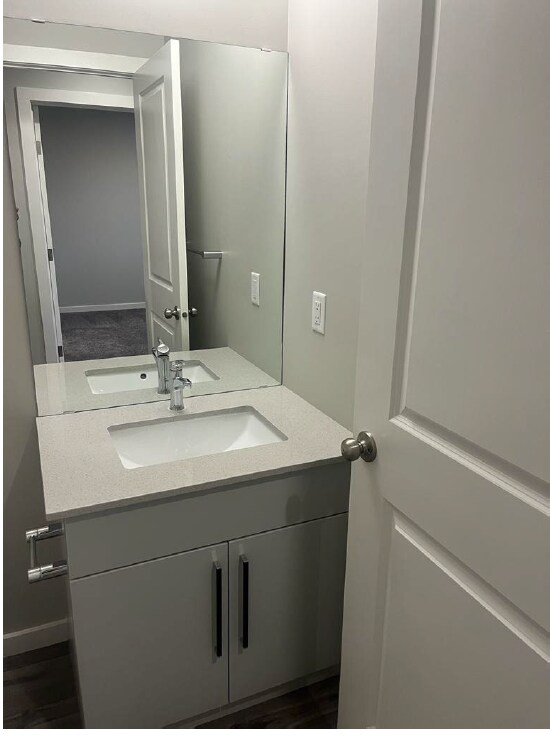 Building Photo - 3527 6 Ave SW