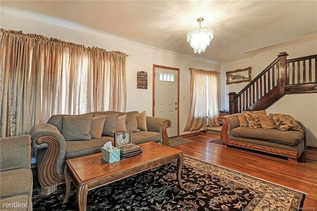 Foto del edificio - 3 br, 2 bath House - 7415 Maple St