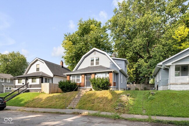 Foto del edificio - 1306 N Tacoma Ave