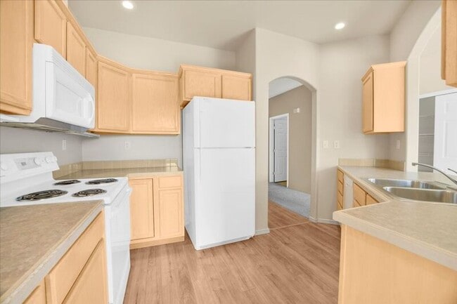 Building Photo - 9826 Vincenzo DR.