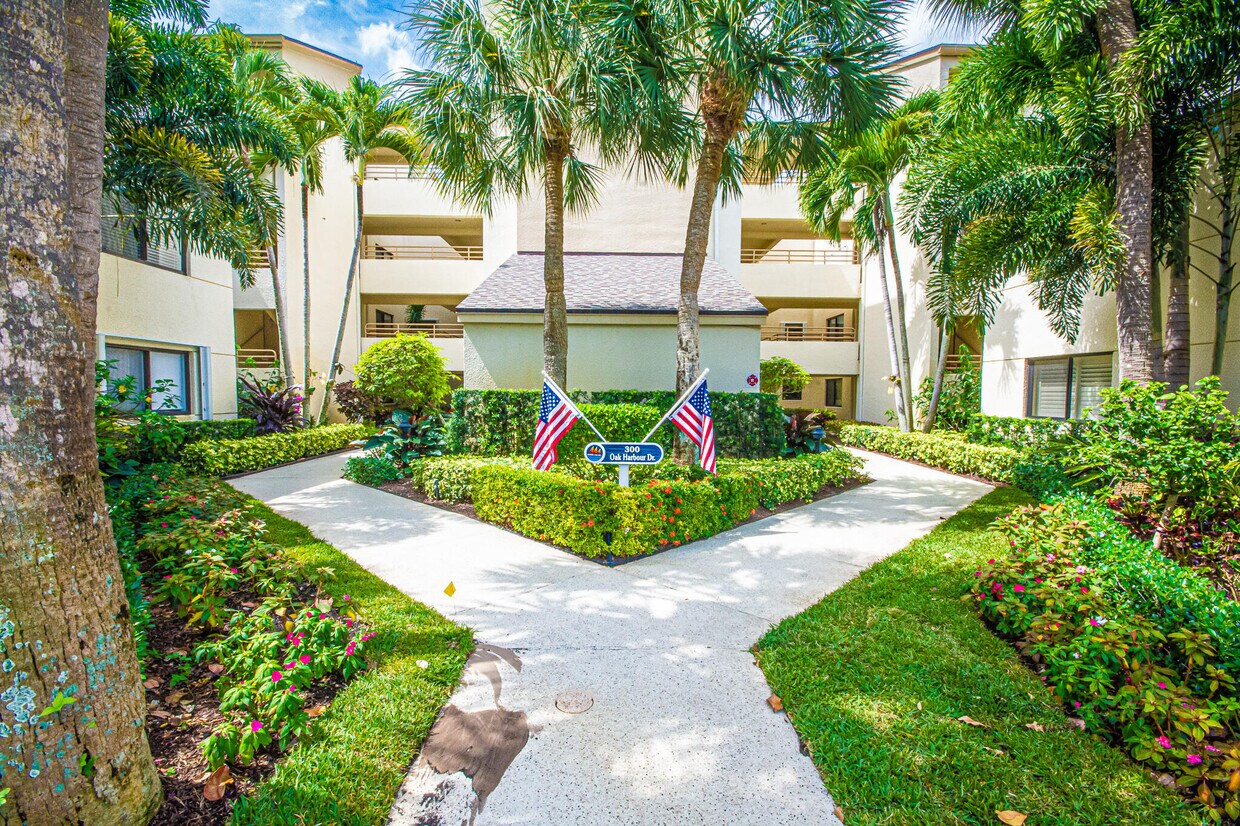 314 Oak Harbour Dr Unit 314, Juno Beach, FL 33408 Condo for Rent in