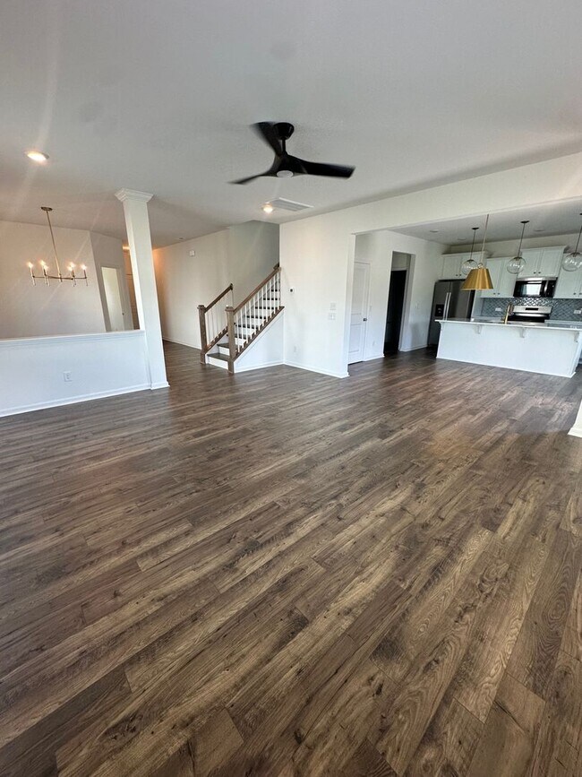 Foto del edificio - NEW Construction 4BD Home in Stonebridge