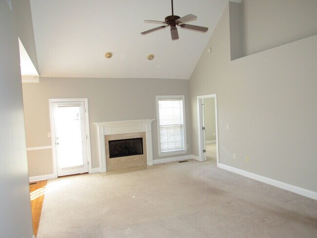 Building Photo - 1125 Leann Ct
