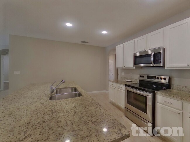 Foto del edificio - 3108 Bethpage Loop