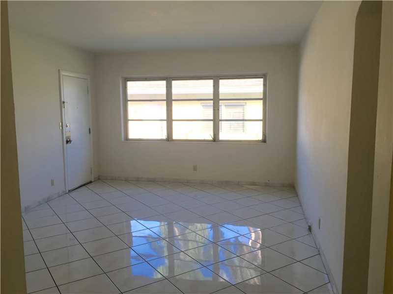 Primary Photo - 1735 Marseille Dr