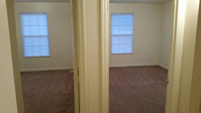 Foto del edificio - 8423 Shawn Ridge Dr