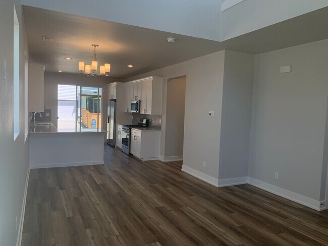 Foto del edificio - Stunning and New Bonney Lake Home