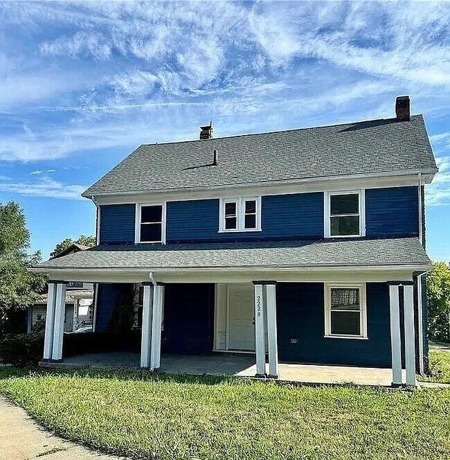 Foto del edificio - 2228 Wayne Ave