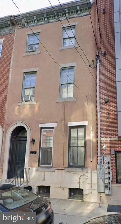 Building Photo - 713 N 16th St