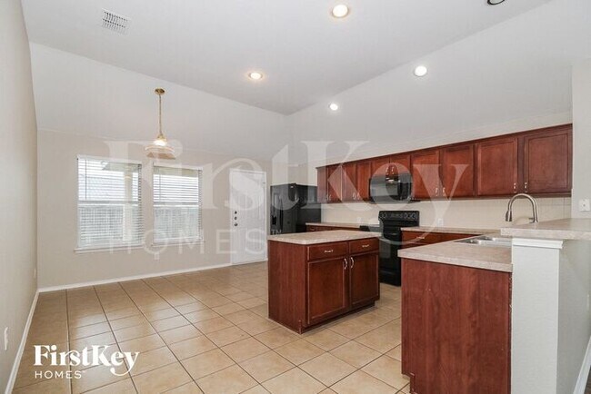 Foto del edificio - 802 Hawthorne Rd