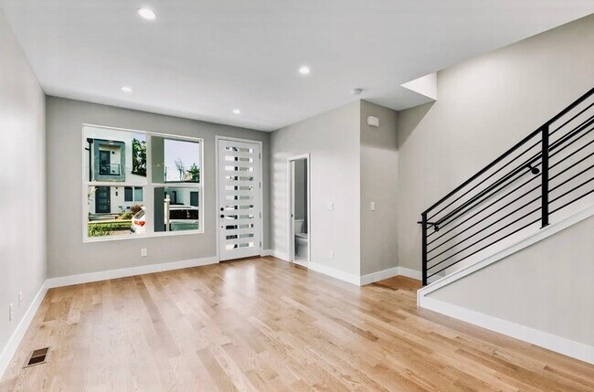 Foto del edificio - 4280 W 13th Ave