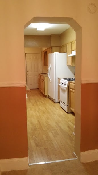 Building Photo - 3813 W Garrison Ave