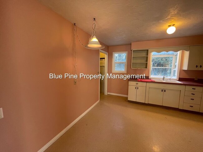 Foto del edificio - 846 Crestmont Ave