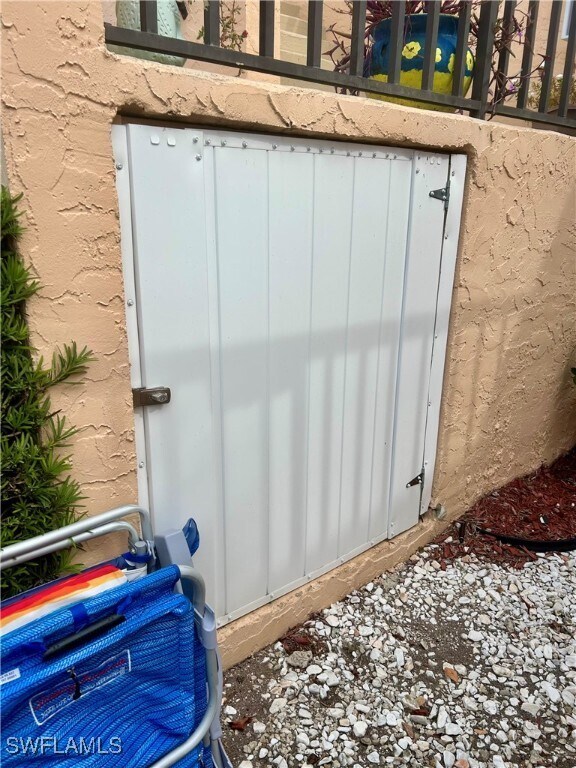 Building Photo - 4021 Ice Castle Way