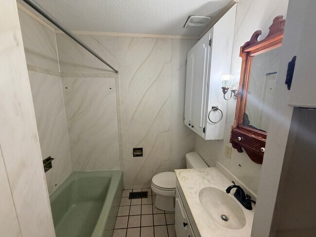 Foto del edificio - 3 Bedroom/2 Bath home in Valdosta